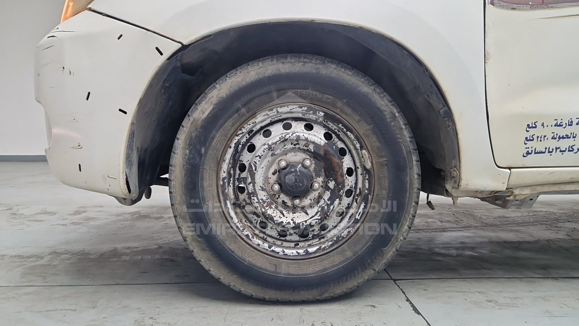 2007 TOYOTA HILUX VIN: MR0CX12GX70017604