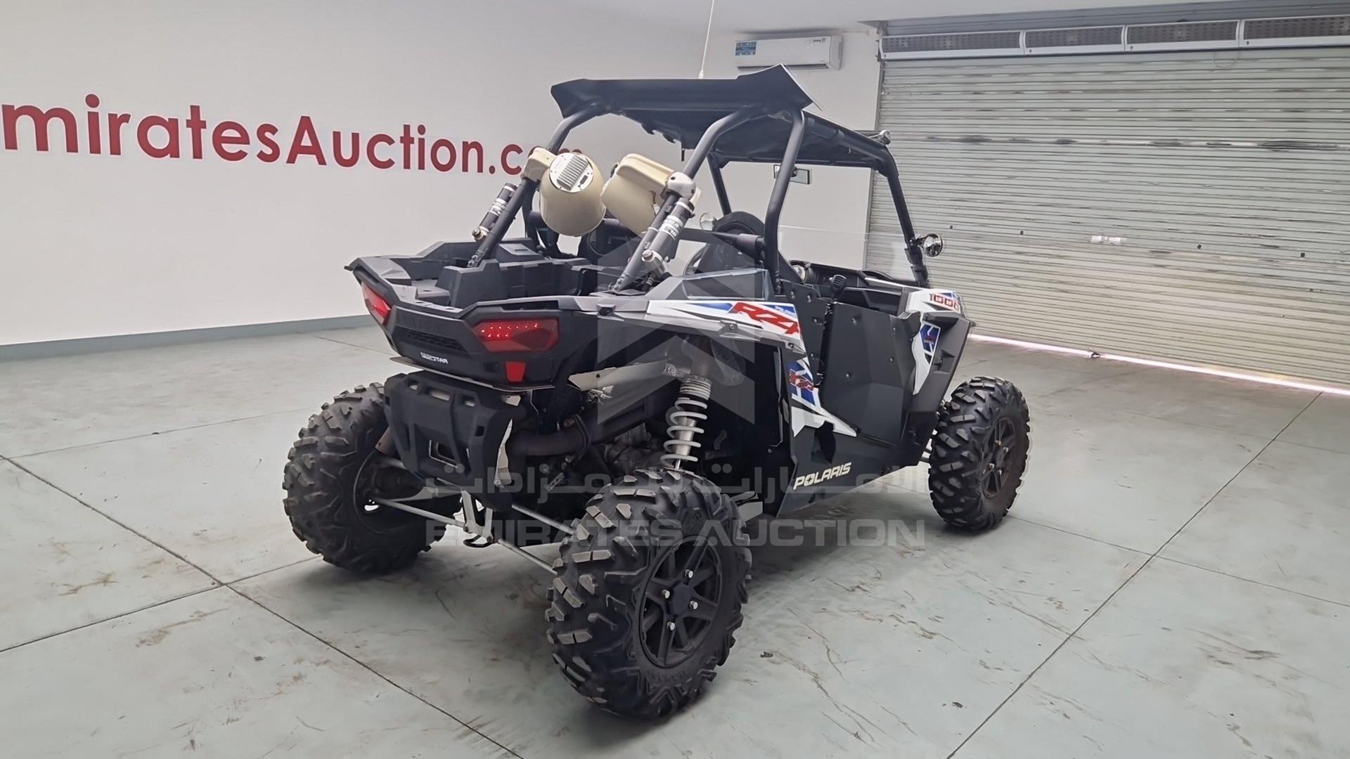 2015 POLARIS RZR XP 1000 VIN: 4XAVDE996FB944723