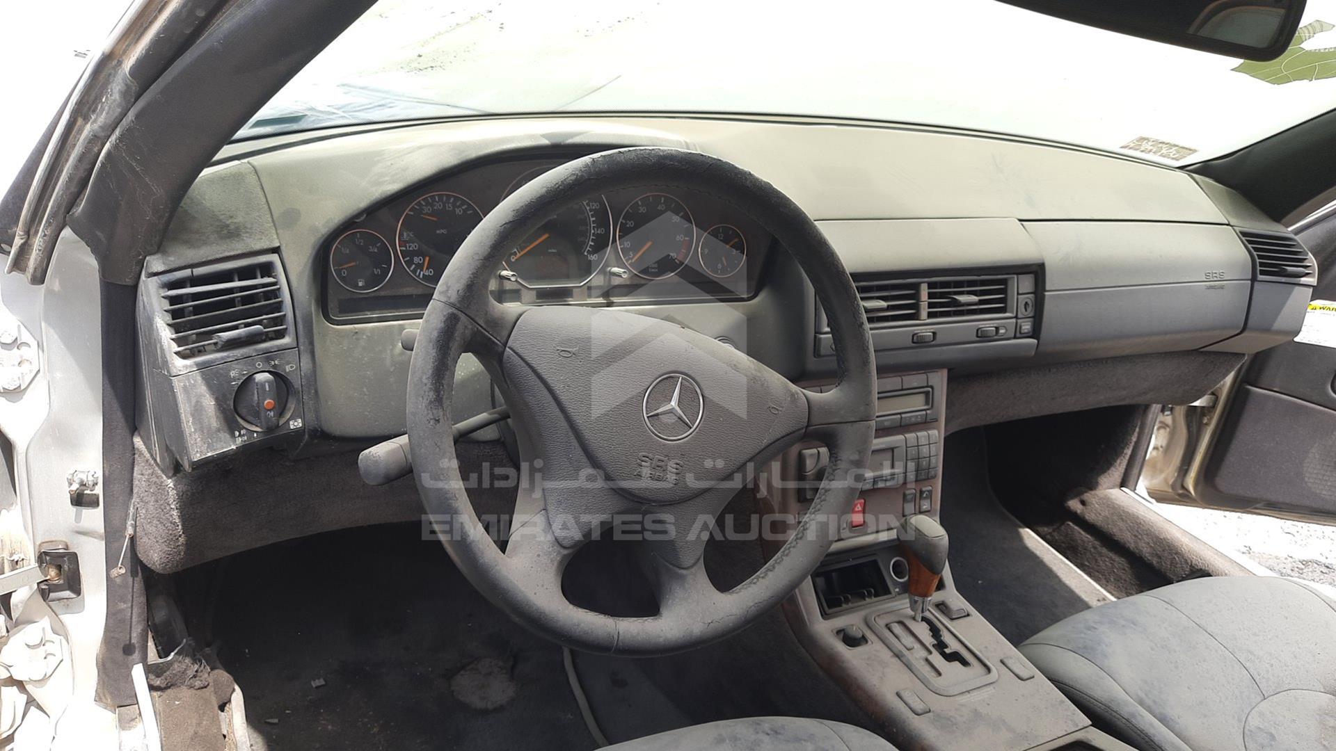 2001 MERCEDES SL 500 VIN: WDBFA68F61F197062