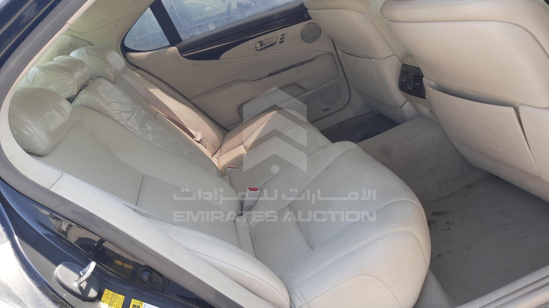 2008 LEXUS LS 460 VIN: JTHGL46F385030941