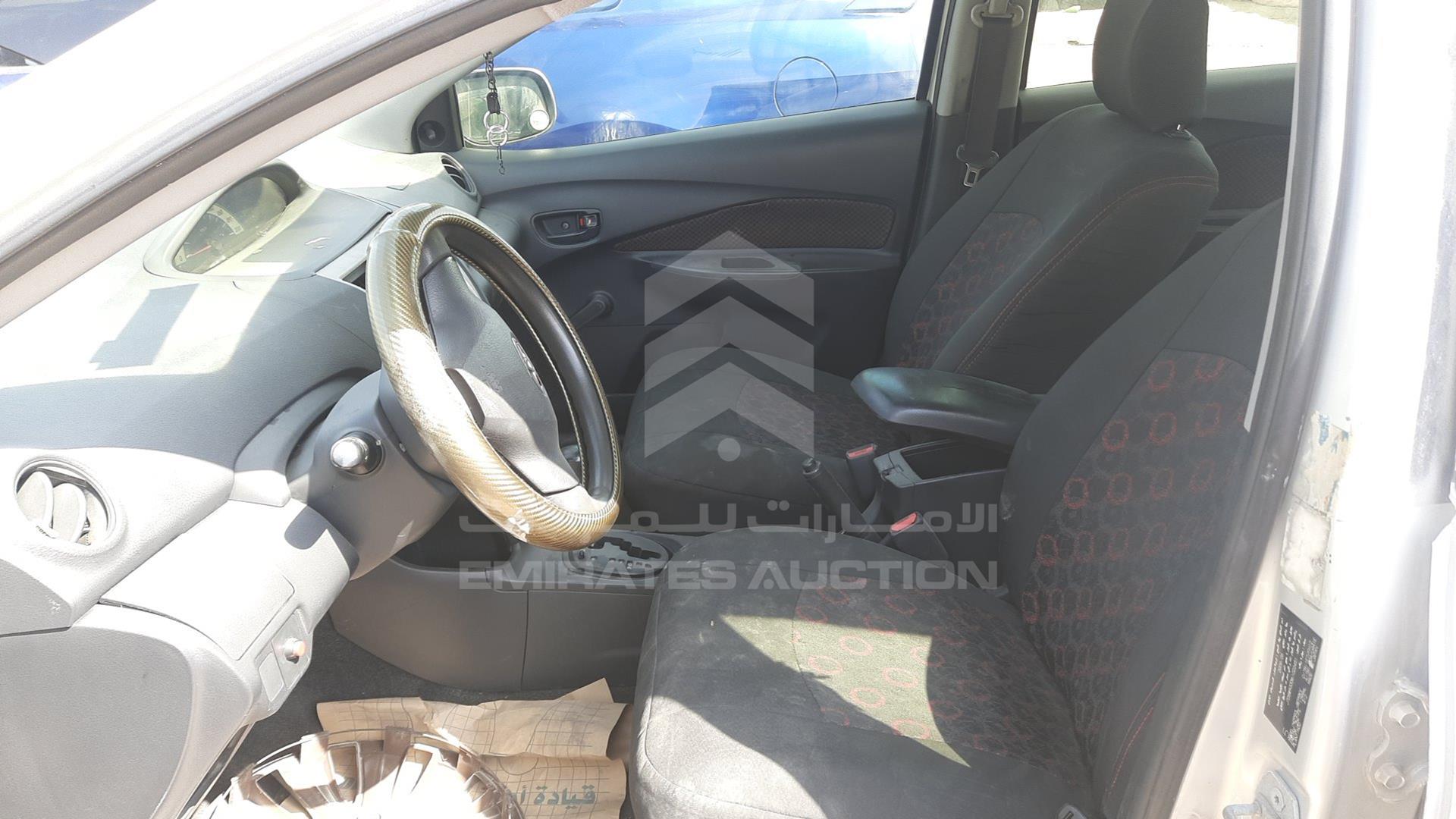 2006 TOYOTA YARIS VIN: JTDBW933361022451