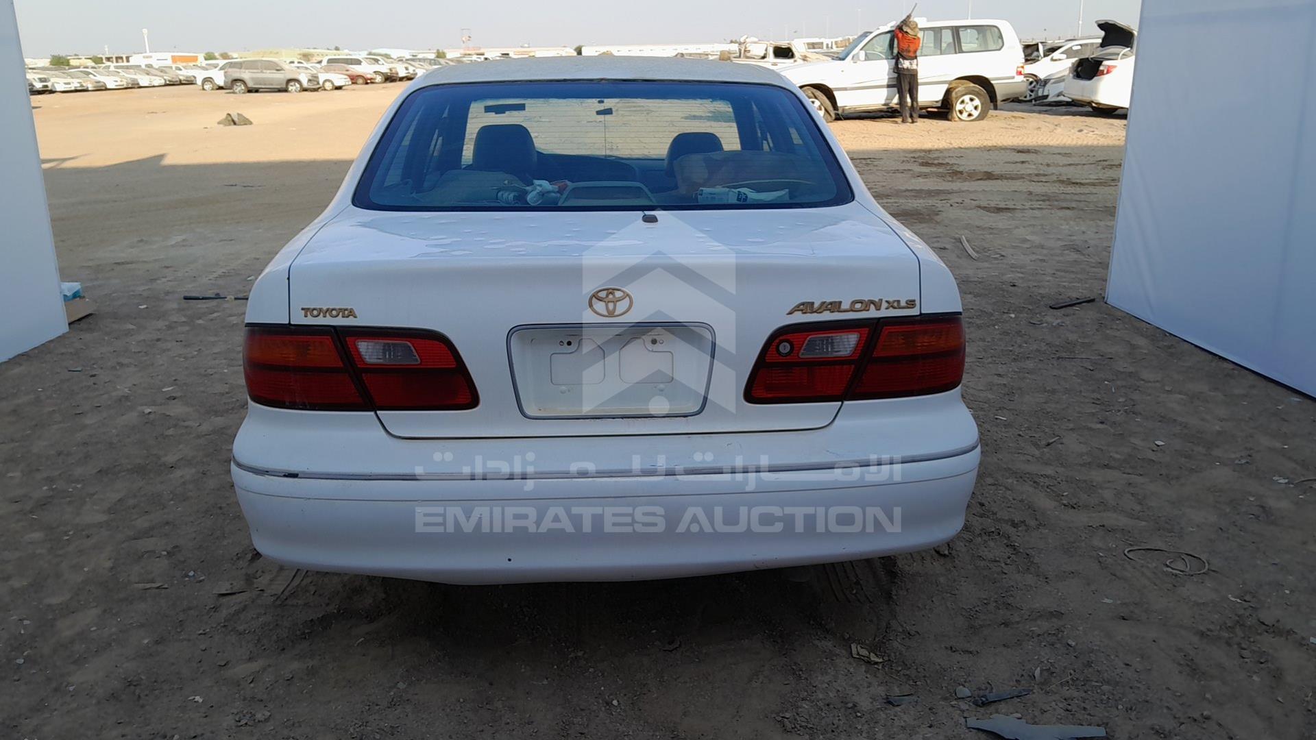 1998 TOYOTA AVALON VIN: 4T1BF18B6WU221800