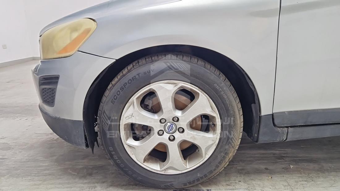 2011 Volvo XC 60 — Front Left Tyre — Photo 38
