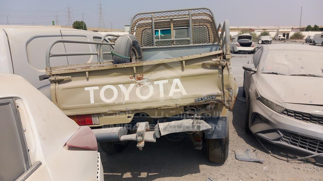 2002 Toyota Land Cruiser Pickup — Rear View — Photo 7