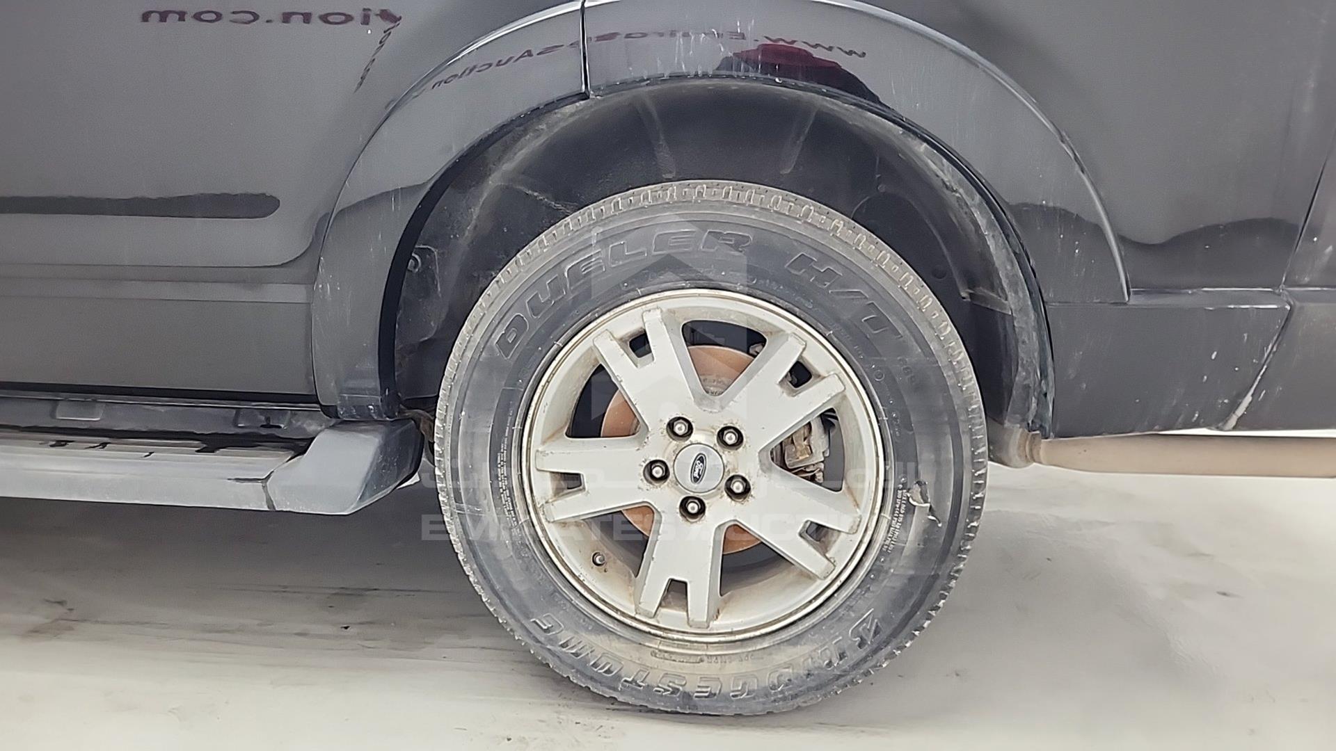 2008 FORD EXPLORER VIN: 1FMEU73E78UB13583