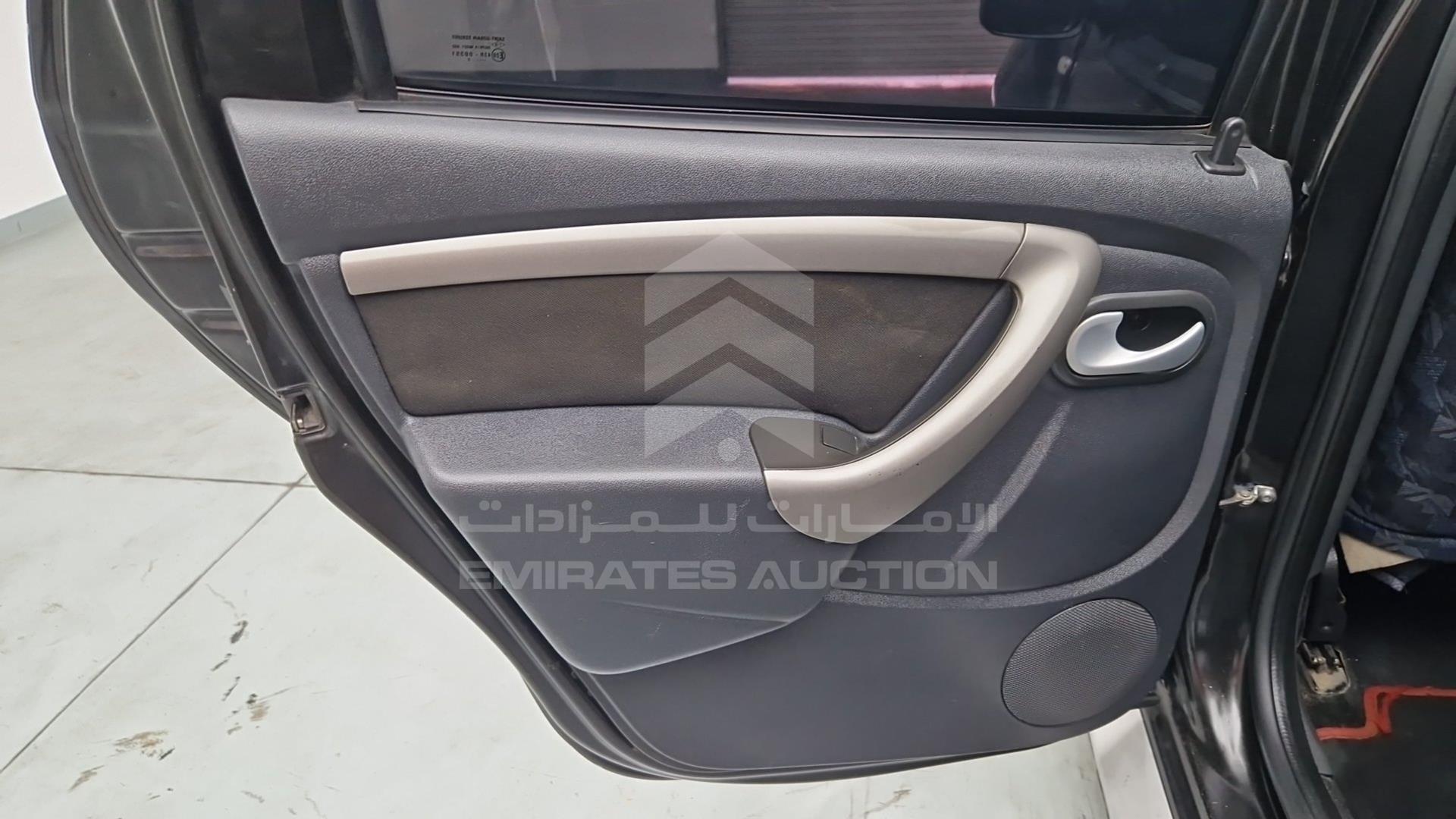 2014 RENAULT DUSTER VIN: VF1HSRCA3EA505293