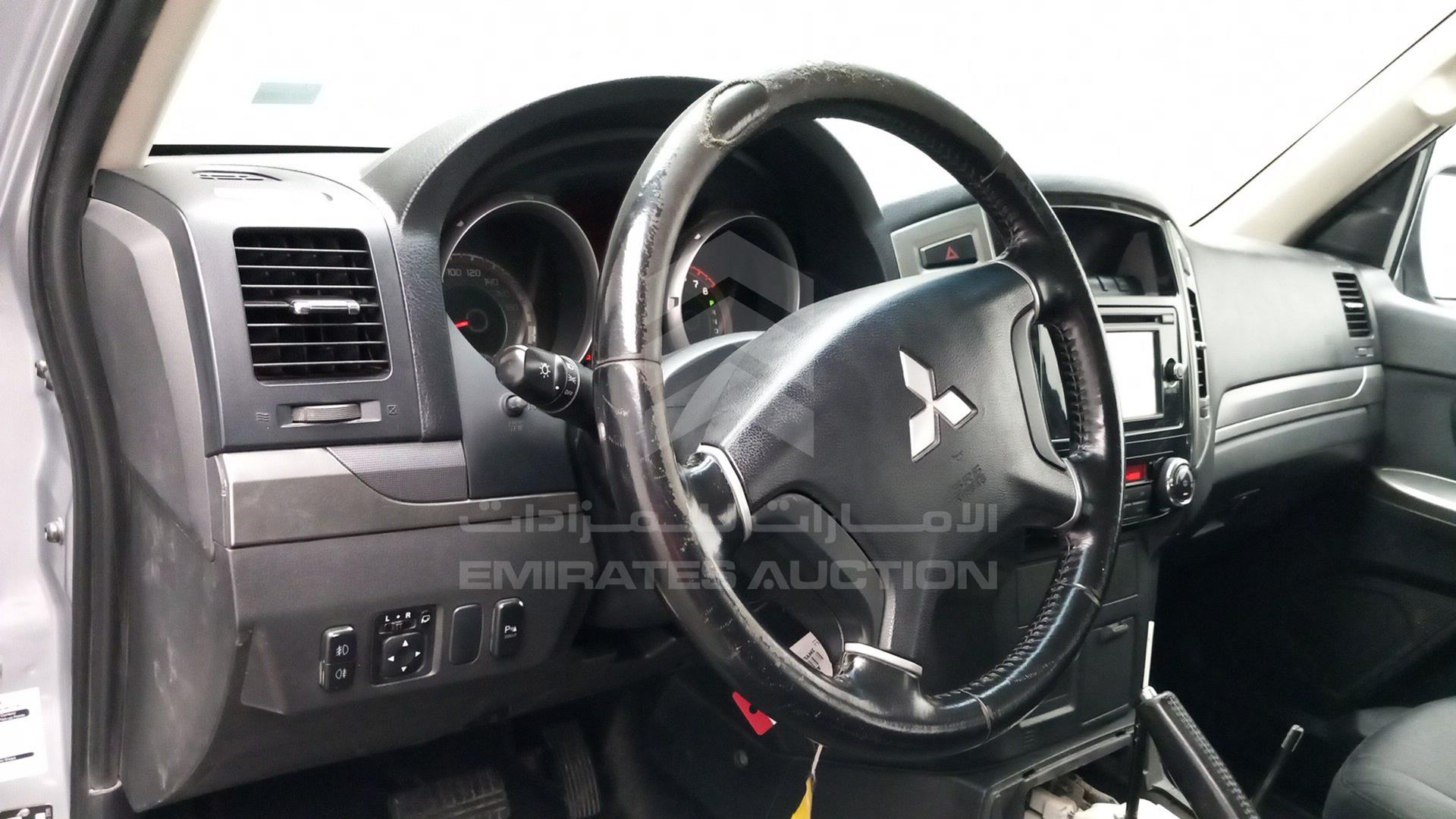 2016 MITSUBISHI PAJERO VIN: JMYLYV95WGJ706610