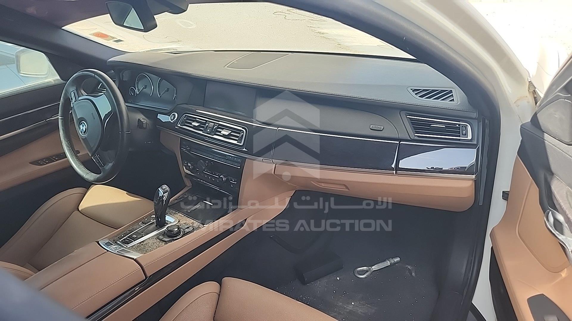 2011 BMW 740 VIN: WBAKB810XBC344966