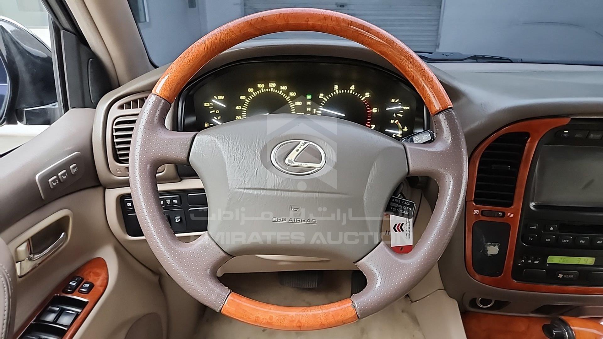 1999 LEXUS LX 470 VIN: UZJ1000087157