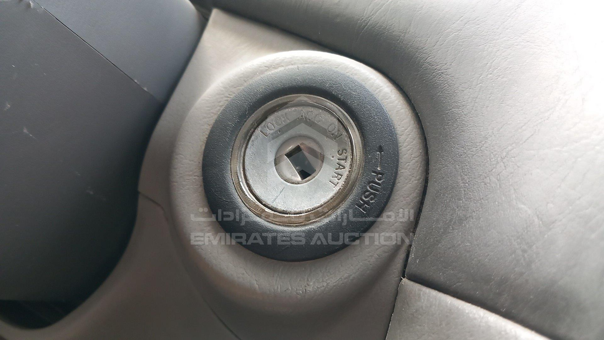 1999 LEXUS ES 300 VIN: JT8BF28G4X0162355
