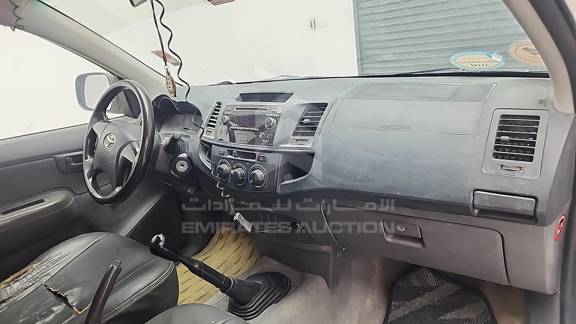 2015 TOYOTA HILUX VIN: MR0EX12G8F2357748