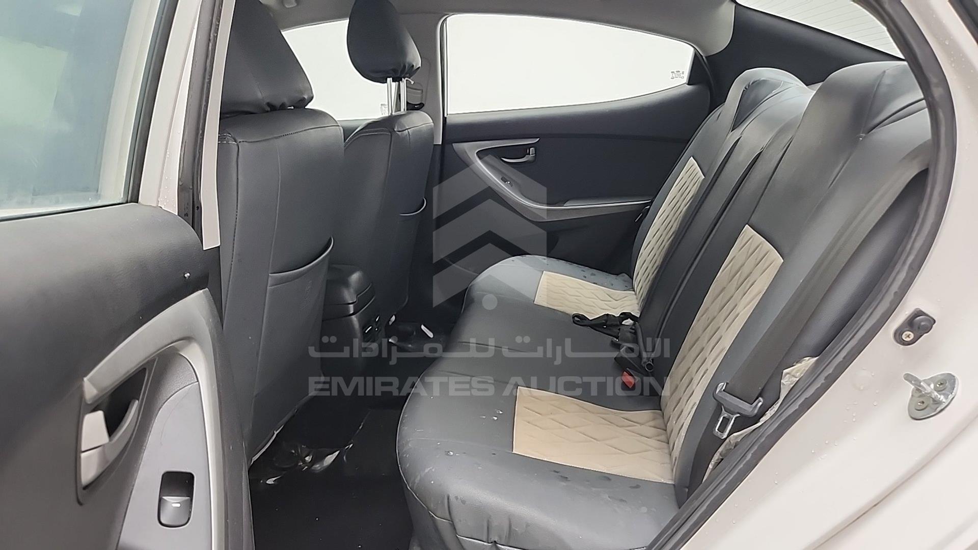 2015 HYUNDAI ELANTRA VIN: KMHDG41C6FU409615