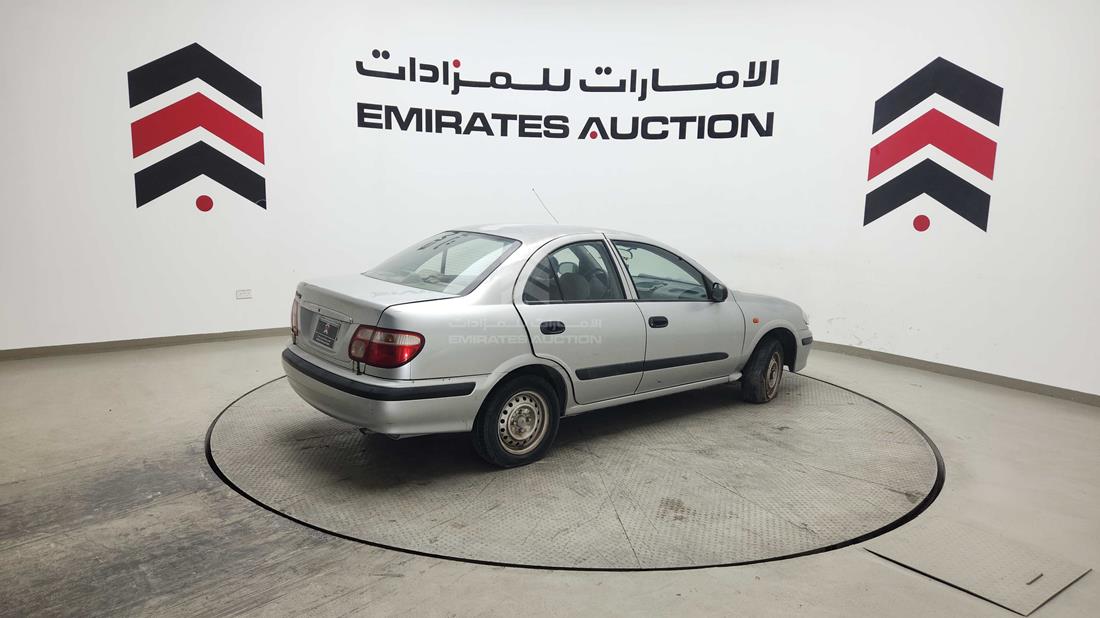 نيسان صني 2003 — الزاوية الخلفية اليمنى — صورة 10
