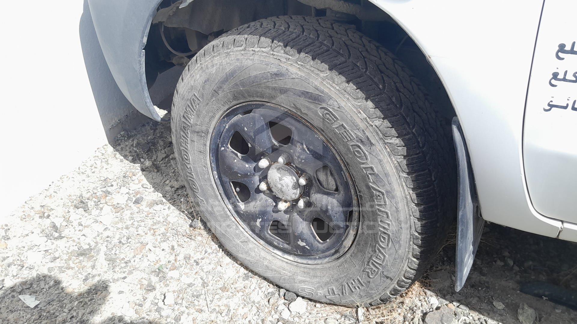 2008 TOYOTA HILUX VIN: MR0FX22G681309765