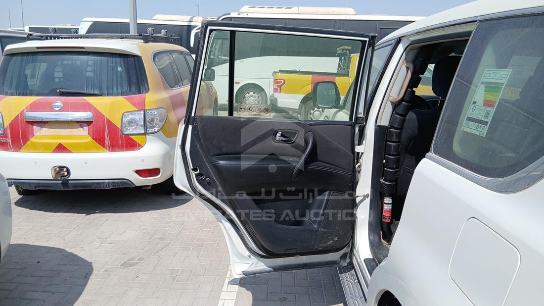 نيسان باترول 2019 — الباب الخلفي الأيسر — صورة 20