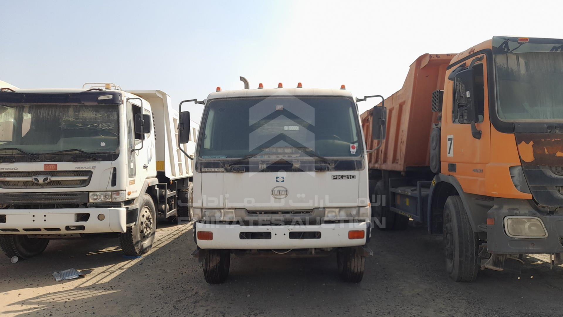 2015 NISSAN DIESEL PK 210 VIN: JNCPBF0H2FAN04631