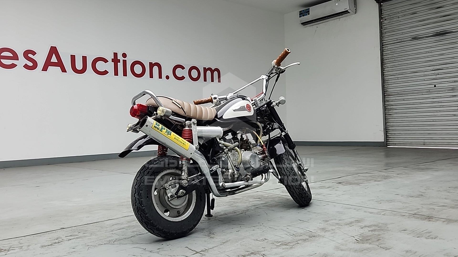 1995 HONDA SCOOTER VIN: Z50J- 2222665