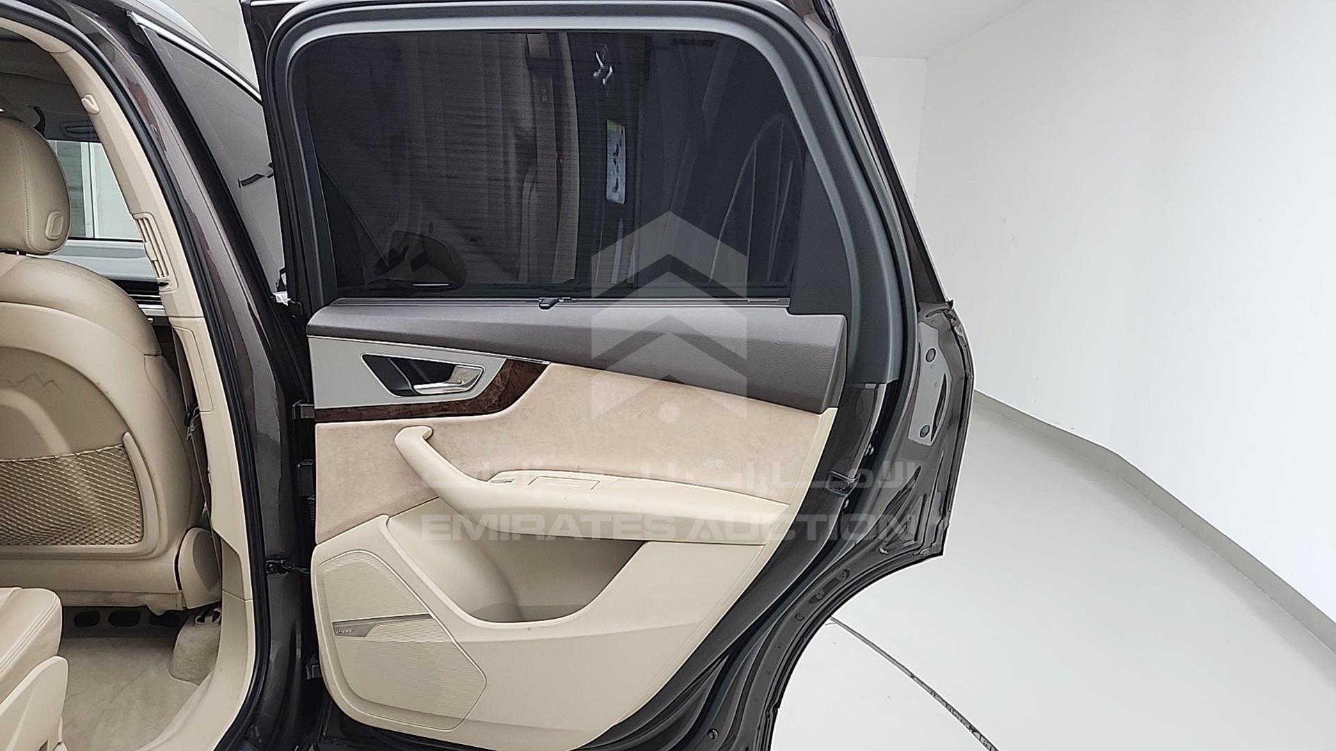 2018 AUDI Q7 VIN: WA1ZZZF72JD004402