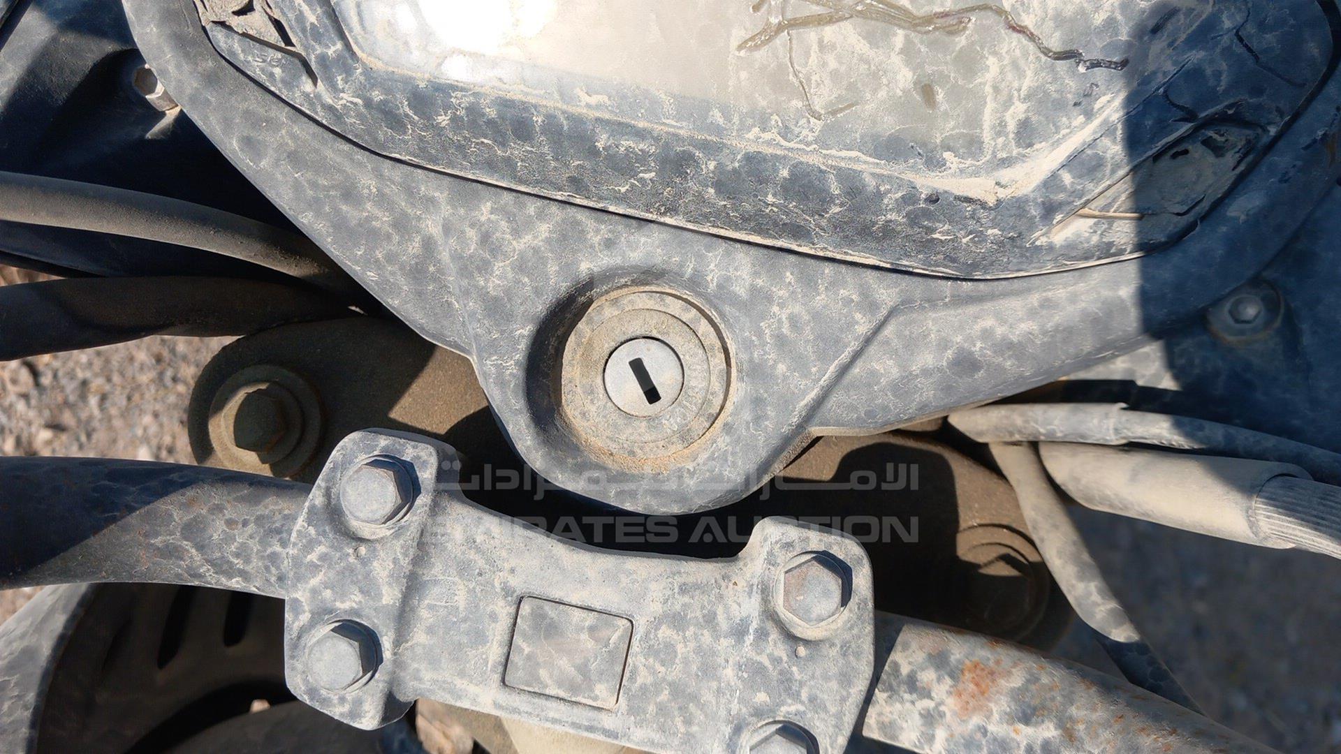 0 HONDA UNICORN VIN: ME4KC2034G8000816