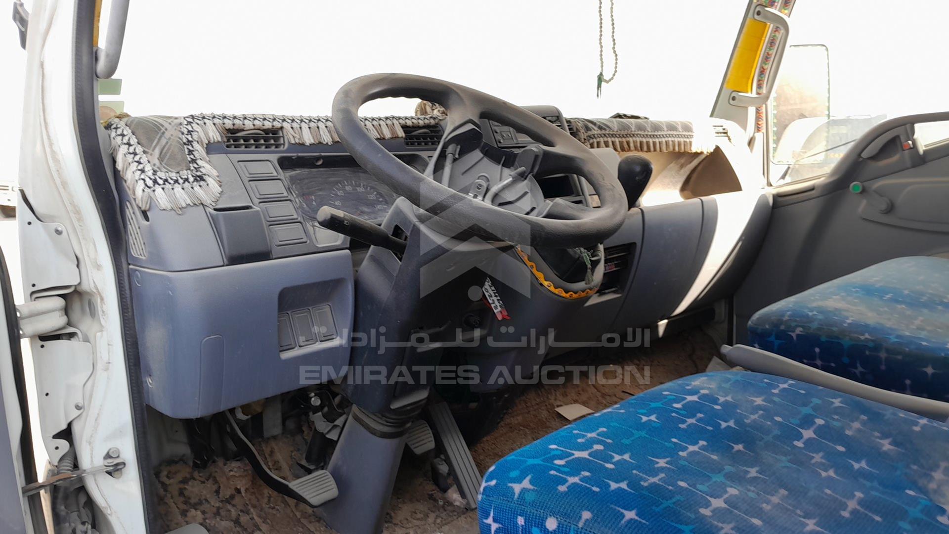 2015 MITSUBISHI CANTER VIN: JL6B6E6P3FK021468