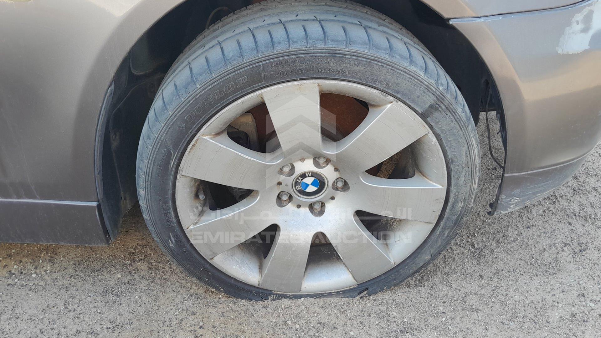 0 BMW 530I VIN: WBANA71015B608841