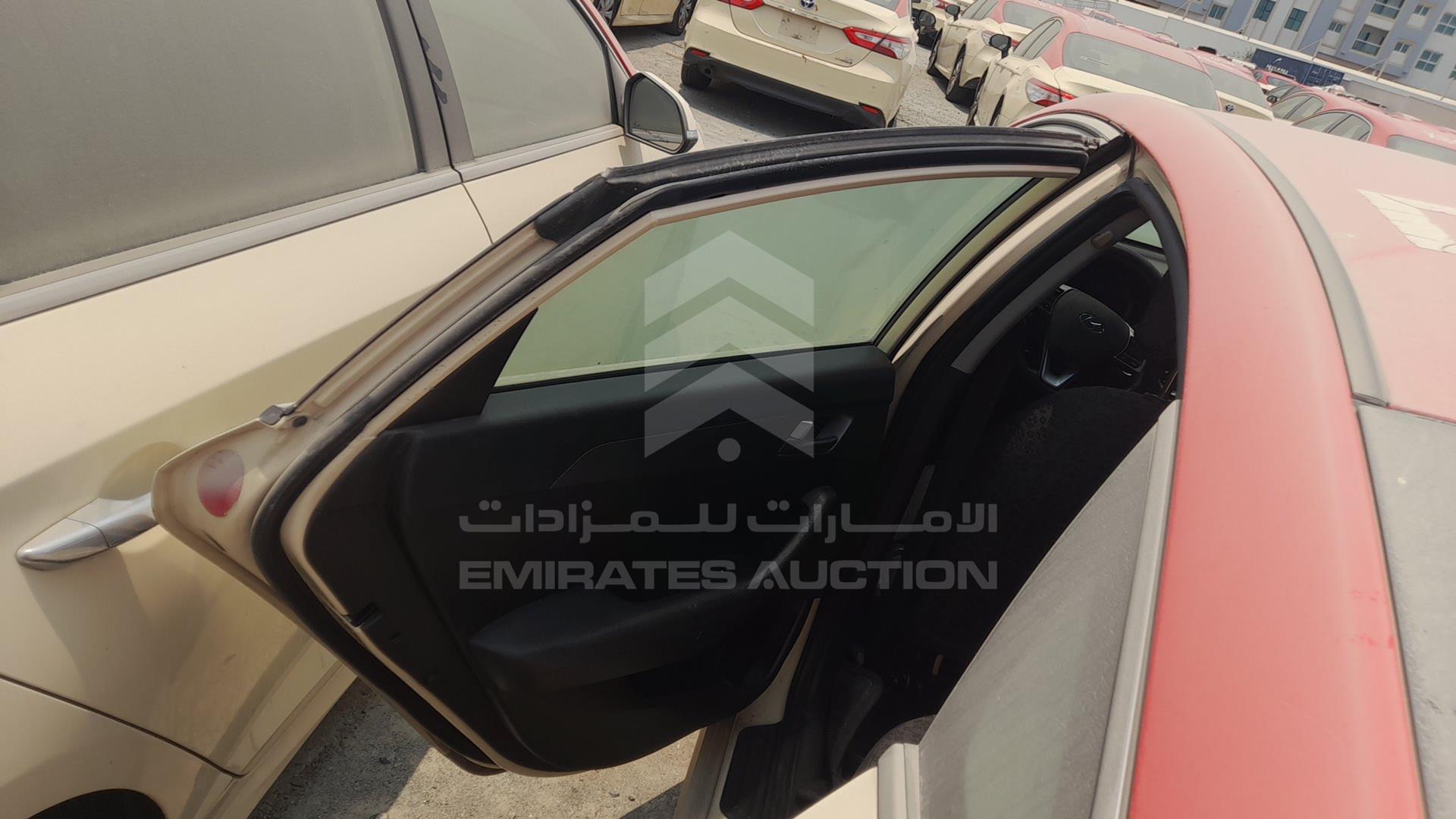 2018 HYUNDAI SONATA VIN: KMHE24139JA082043