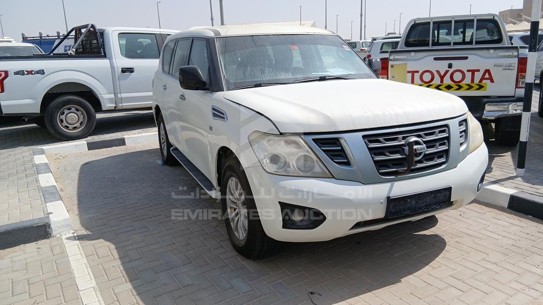2019 Nissan Patrol — Front Right Angle — Photo 10