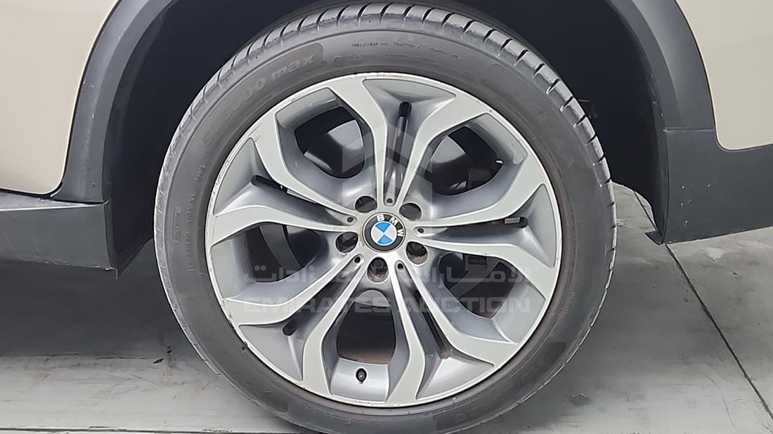 2013 BMW X5 — Rear Left Tyre — Photo 33