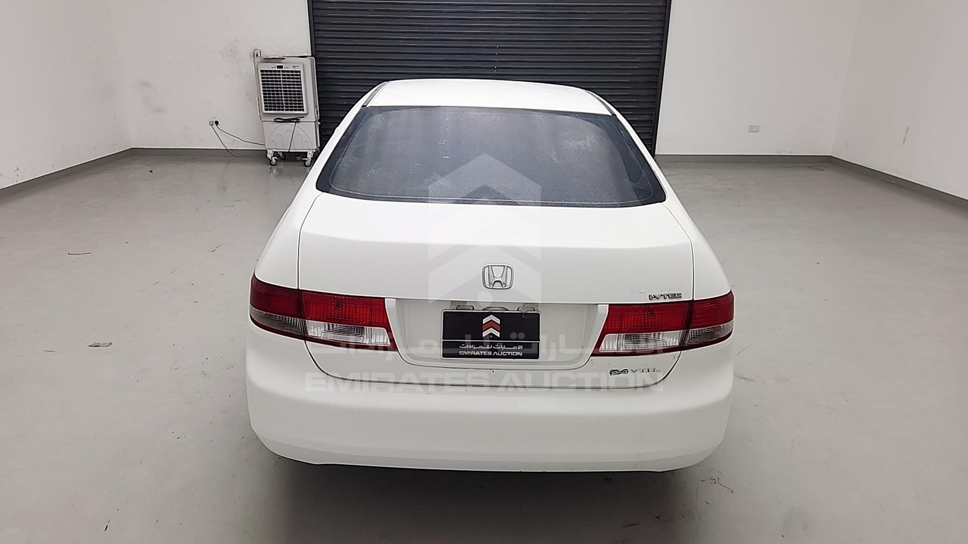 2005 HONDA ACCORD VIN: JHMCM56595C403917