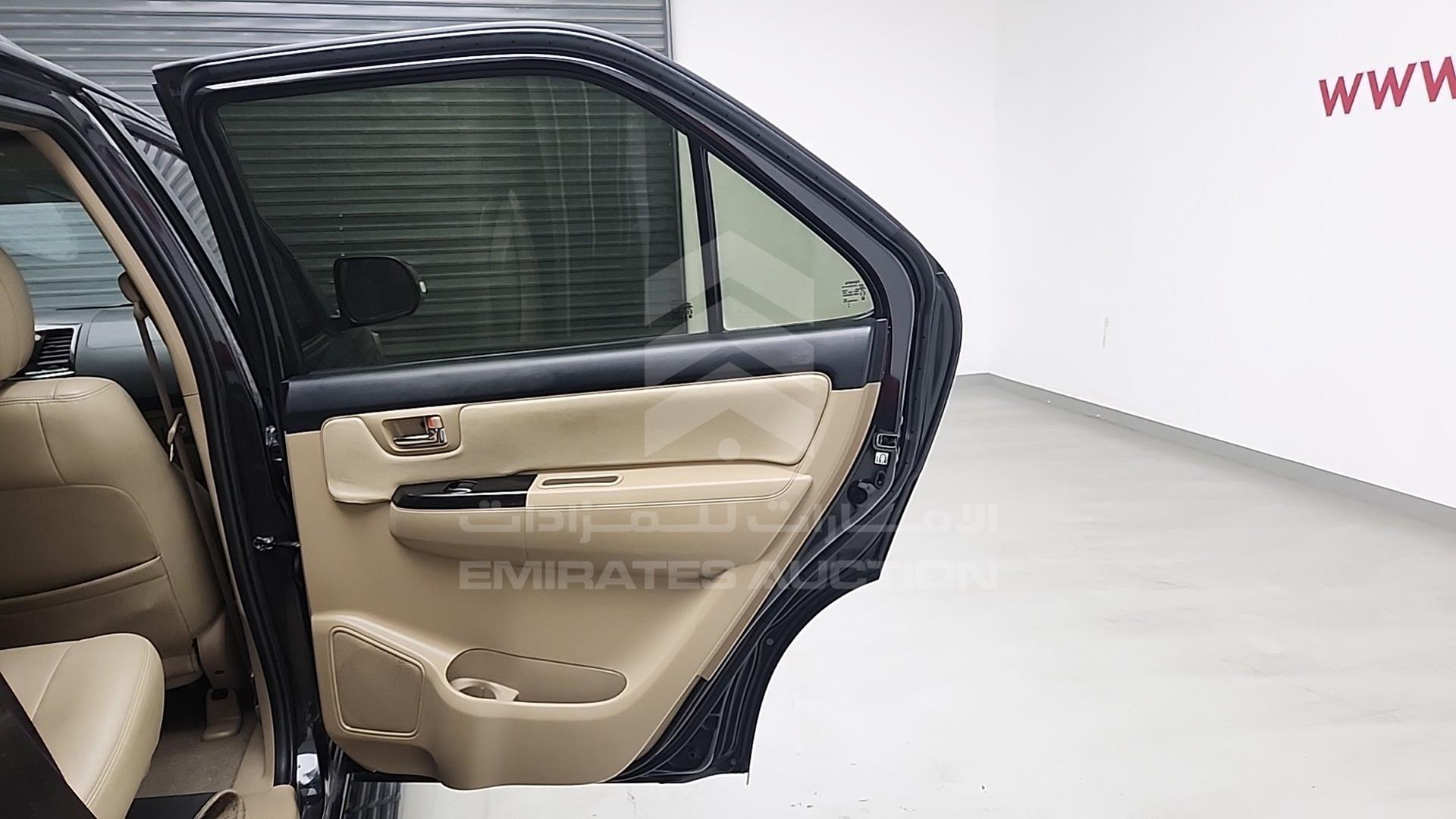 2014 TOYOTA FORTUNER VIN: MHFYU59G2E7034786
