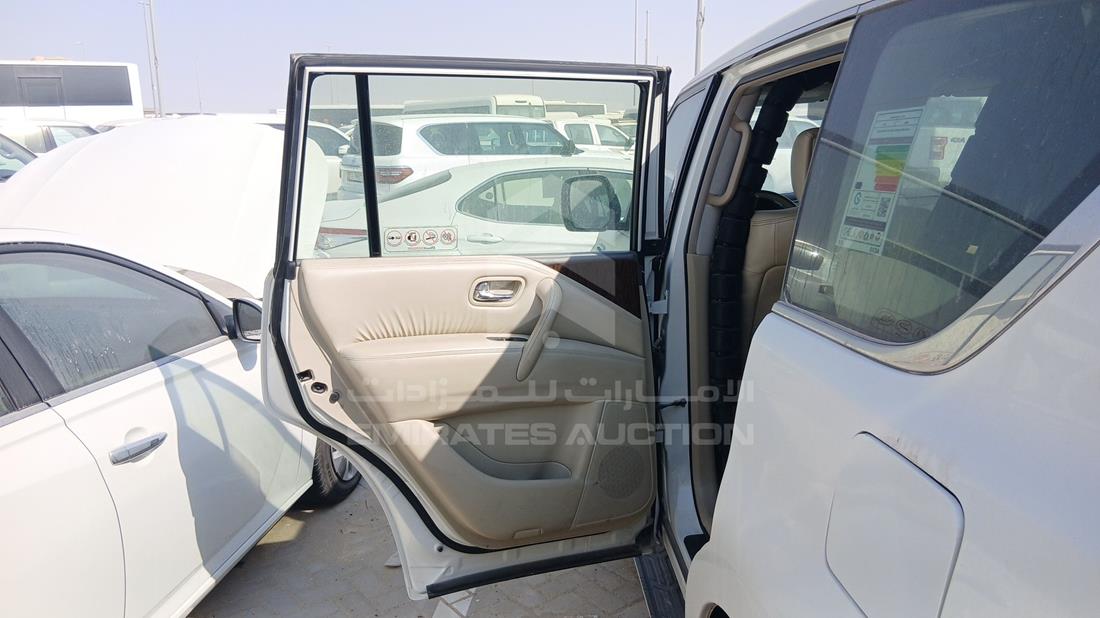 نيسان باترول 2019 — الباب الخلفي الأيسر — صورة 18