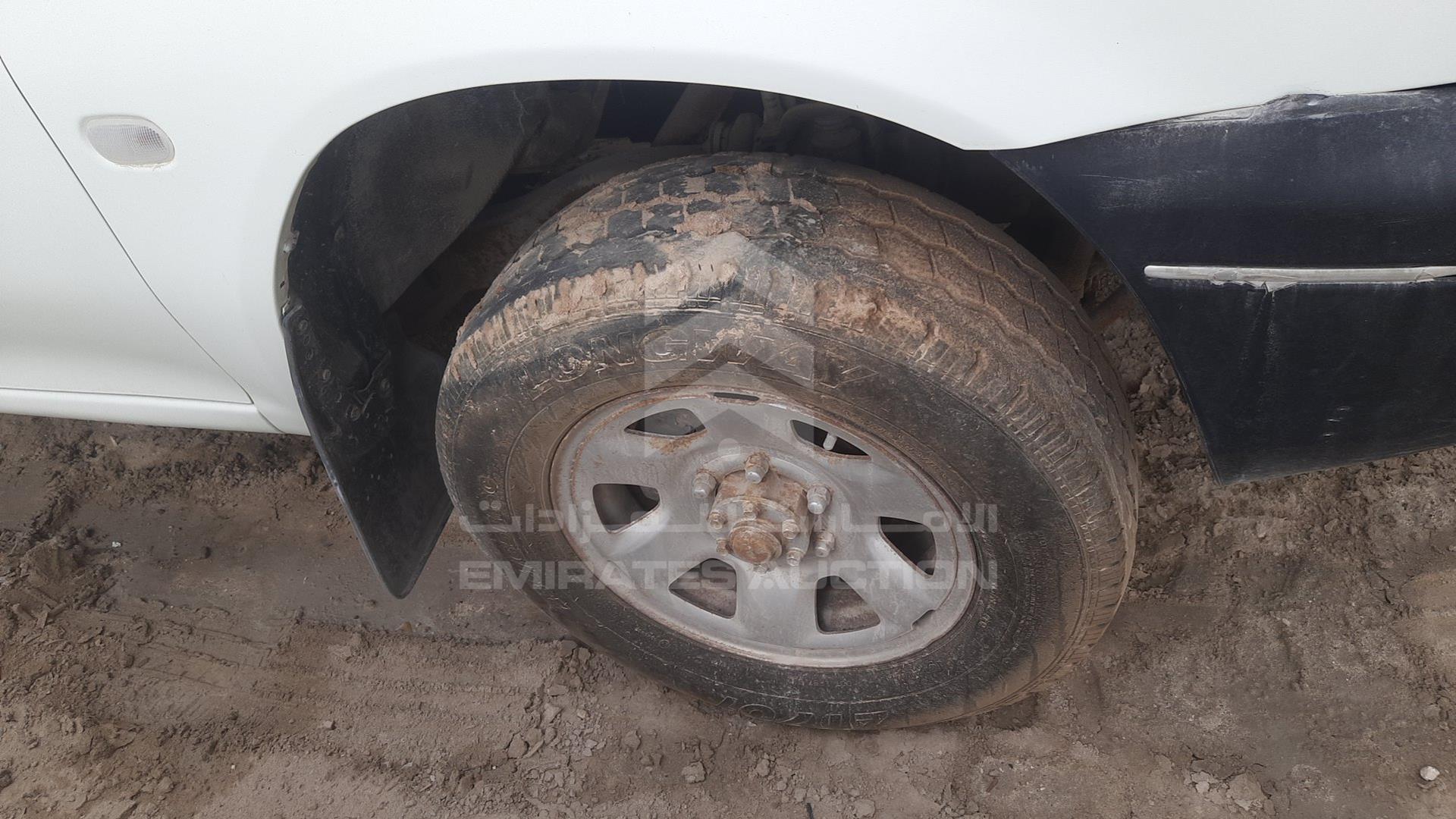 2004 MITSUBISHI L 200 VIN: MMBJNK7404D067273