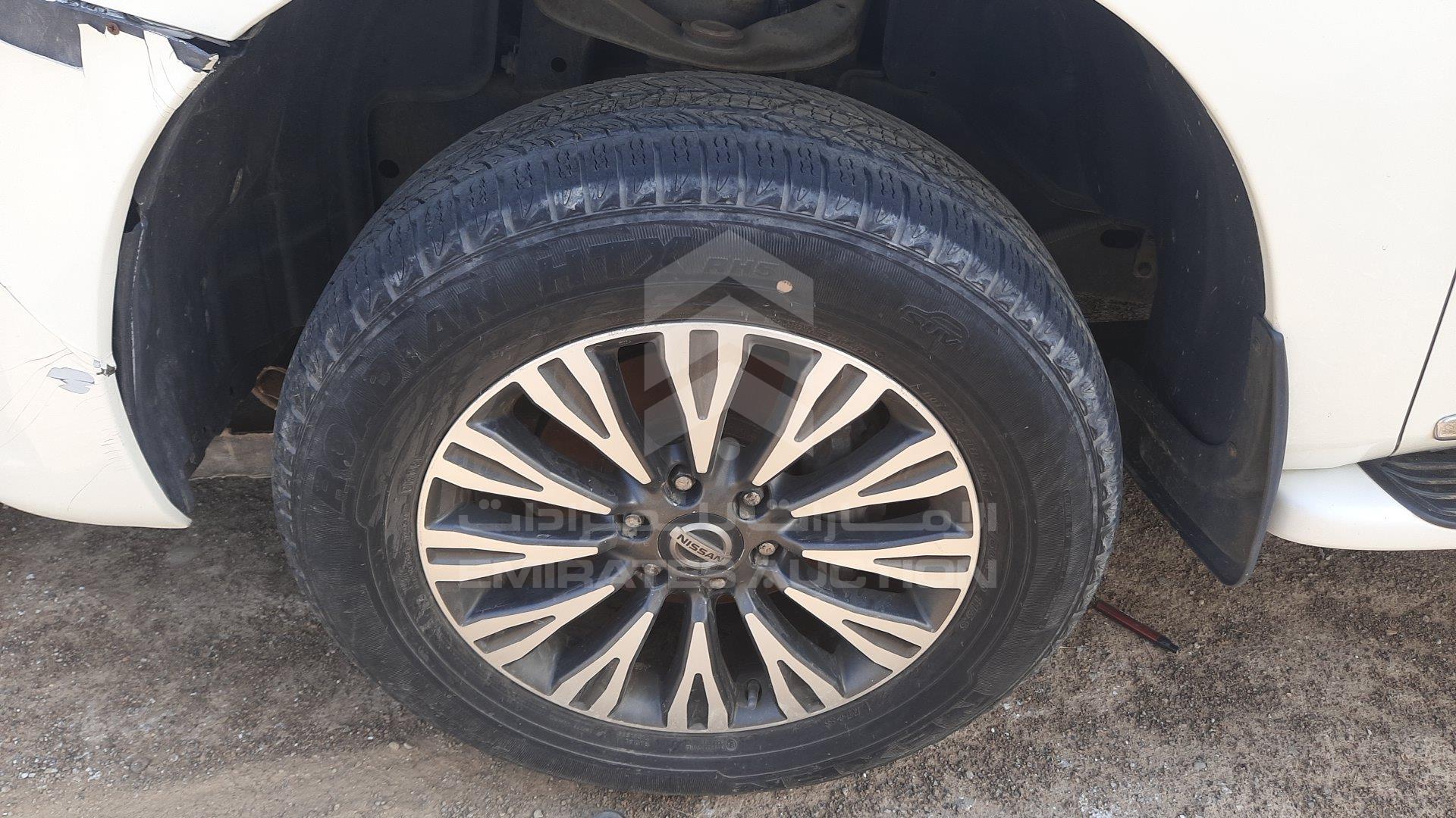 JN8AY2NY6F9119347 - 2015 Nissan Patrol - #501833