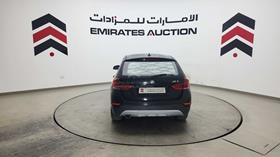 2015 BMW X1 — Rear Left Angle — Photo 6 — Thumbnail