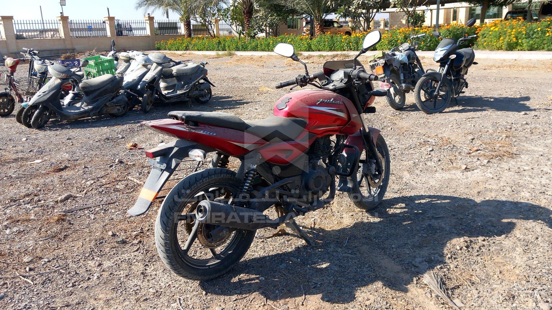 0 BAJAJ PULSAR VIN: MD2A12DY9JCB70223