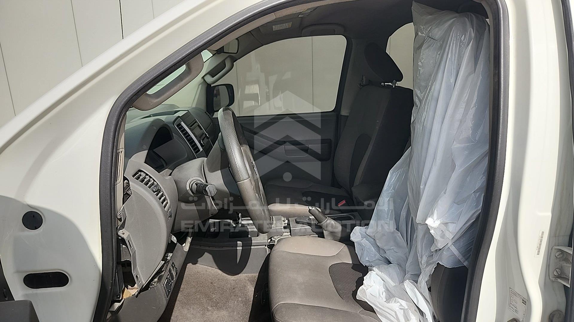 2013 NISSAN XTERRA VIN: 5N1AN0N64DN817561