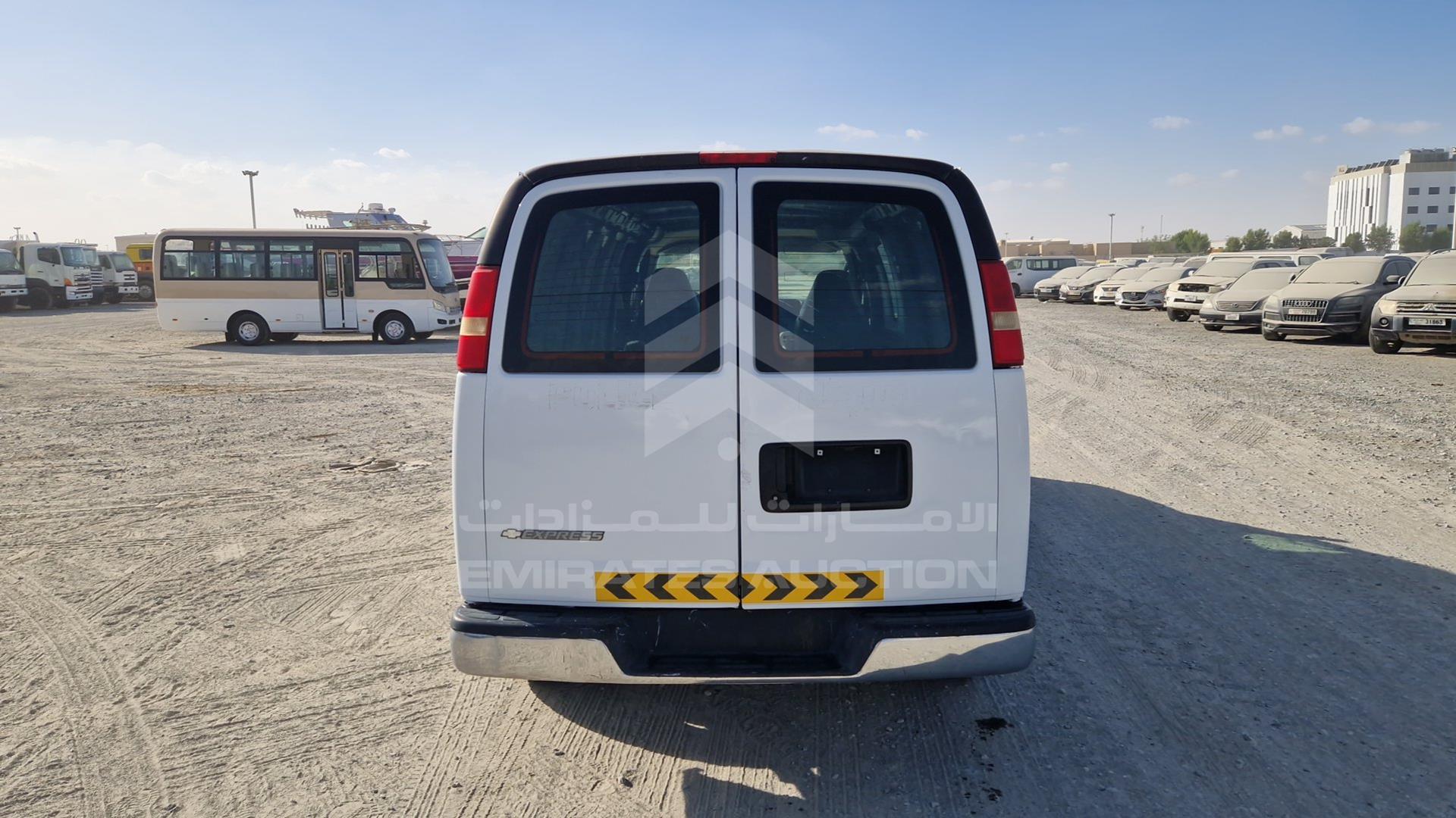2008 CHEVROLET EXPRESS VIN: 1GCGG29K781114836