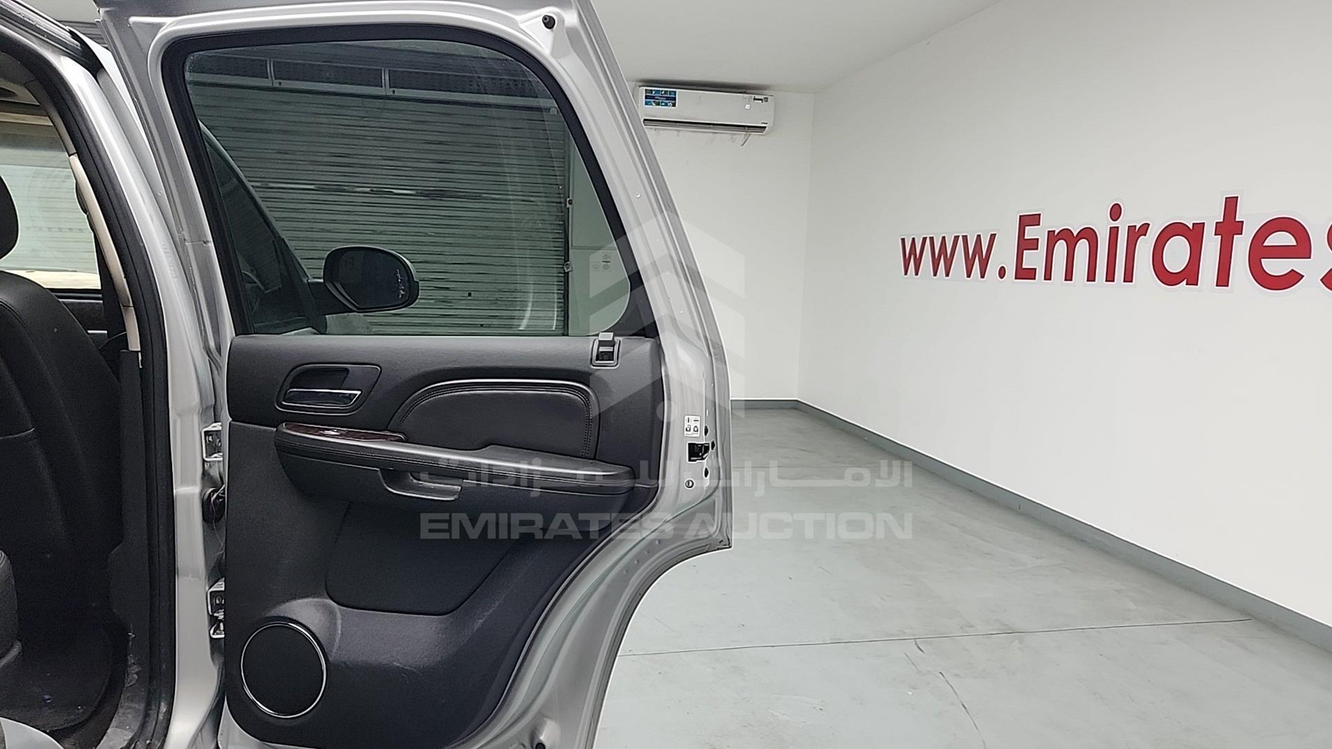 2011 GMC YUKON VIN: 1GKS2EEF0BR354052