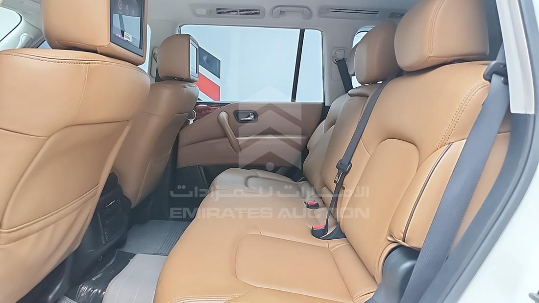نيسان باترول 2019 — زاوية الراكب الخلفي اليسرى — صورة 25