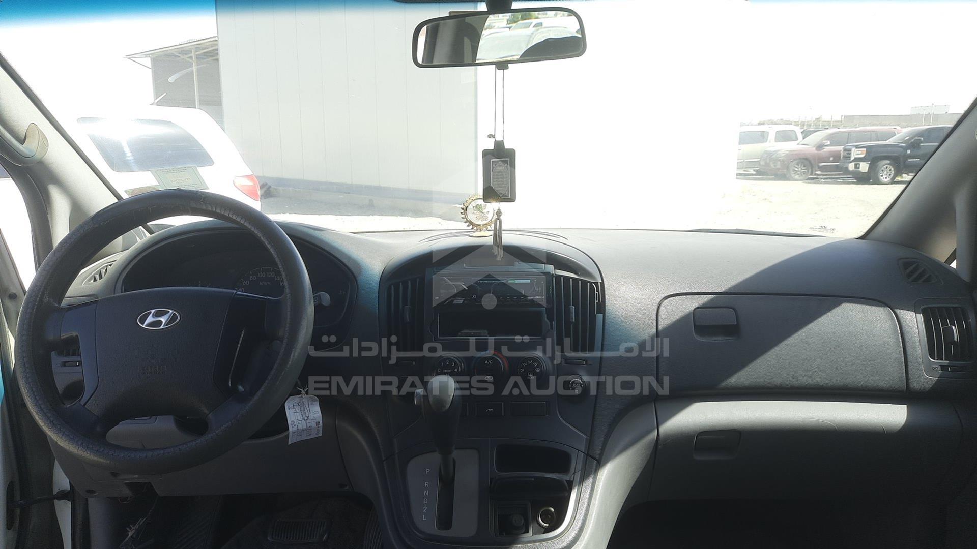 2012 HYUNDAI H1 VIN: KMJWA37R6CU402156