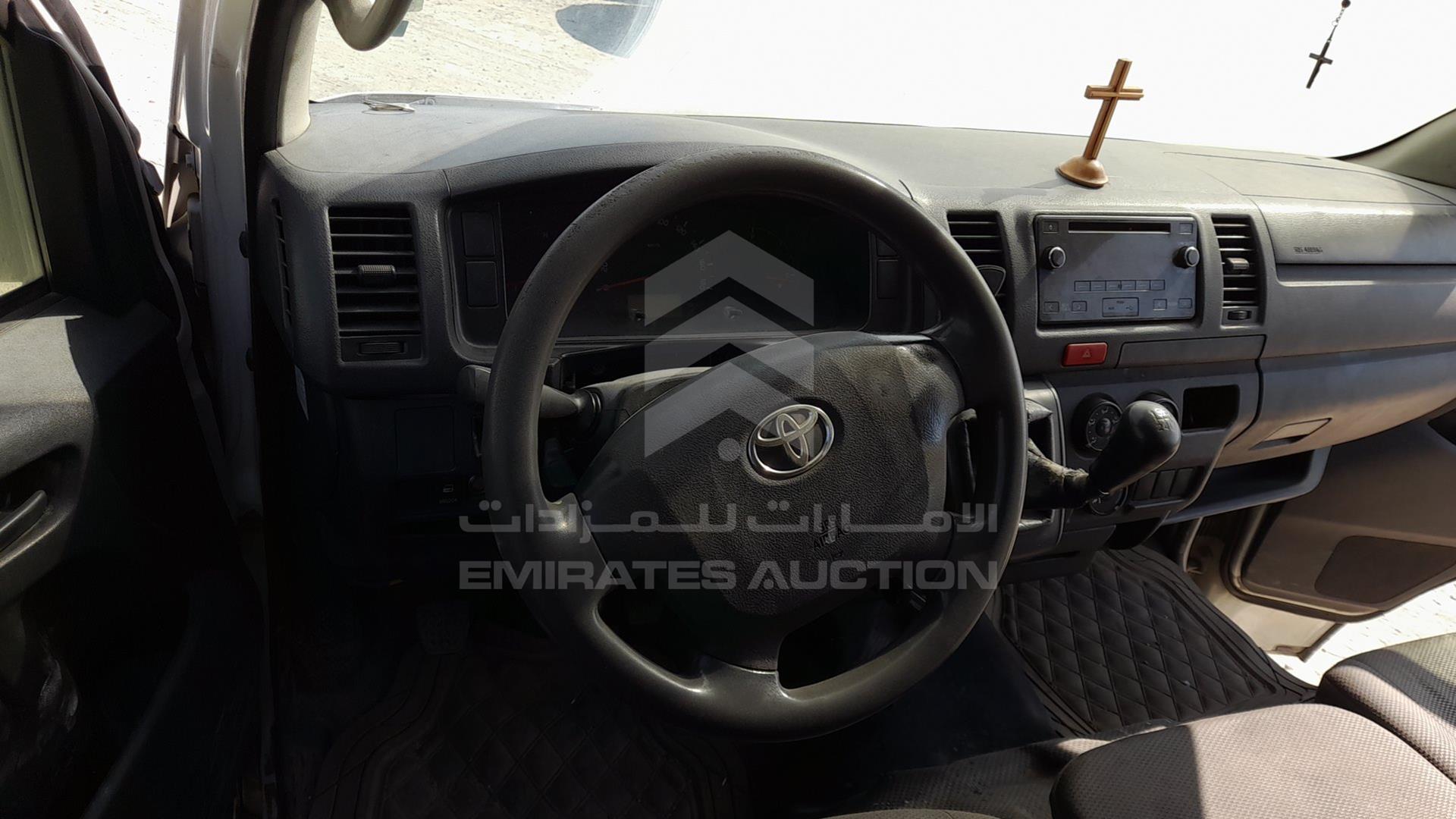 2016 TOYOTA HIACE VIN: JTFHX02P2G5003740