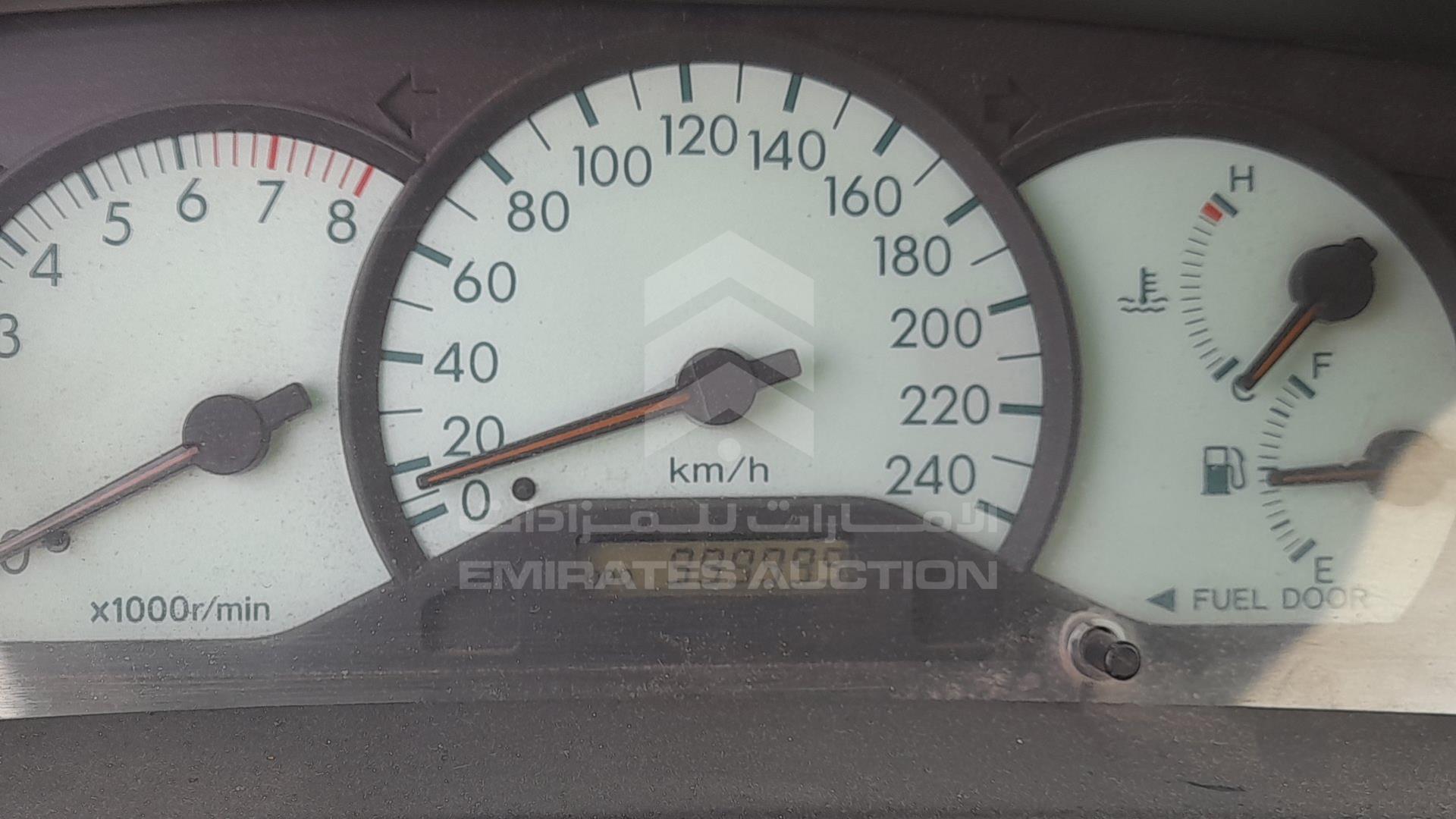 2002 TOYOTA COROLLA VIN: JTDBR23EX23045580