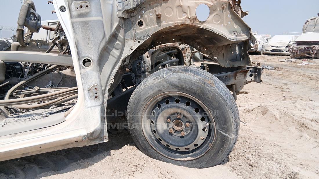 2015 Toyota Innova — Front Right Tyre — Photo 28