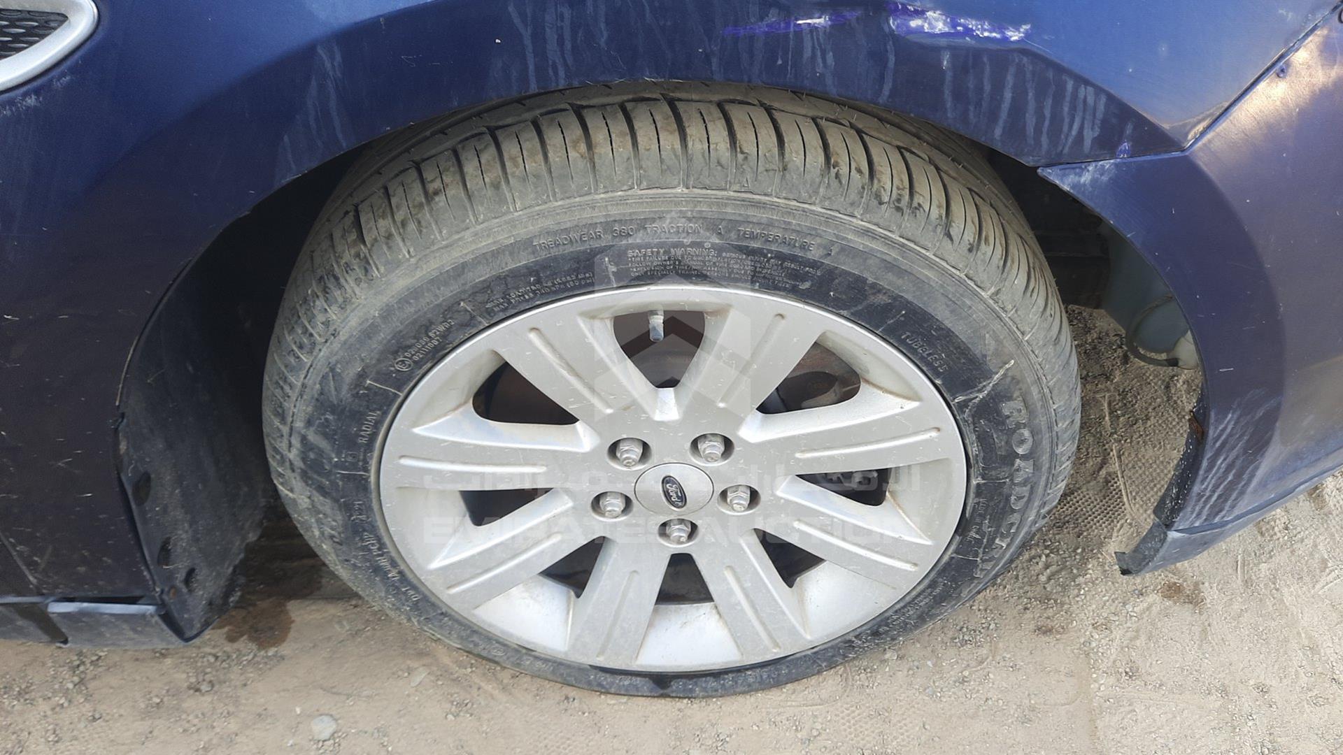 2011 FORD TAURUS VIN: 1FAHP2DW5BG137766