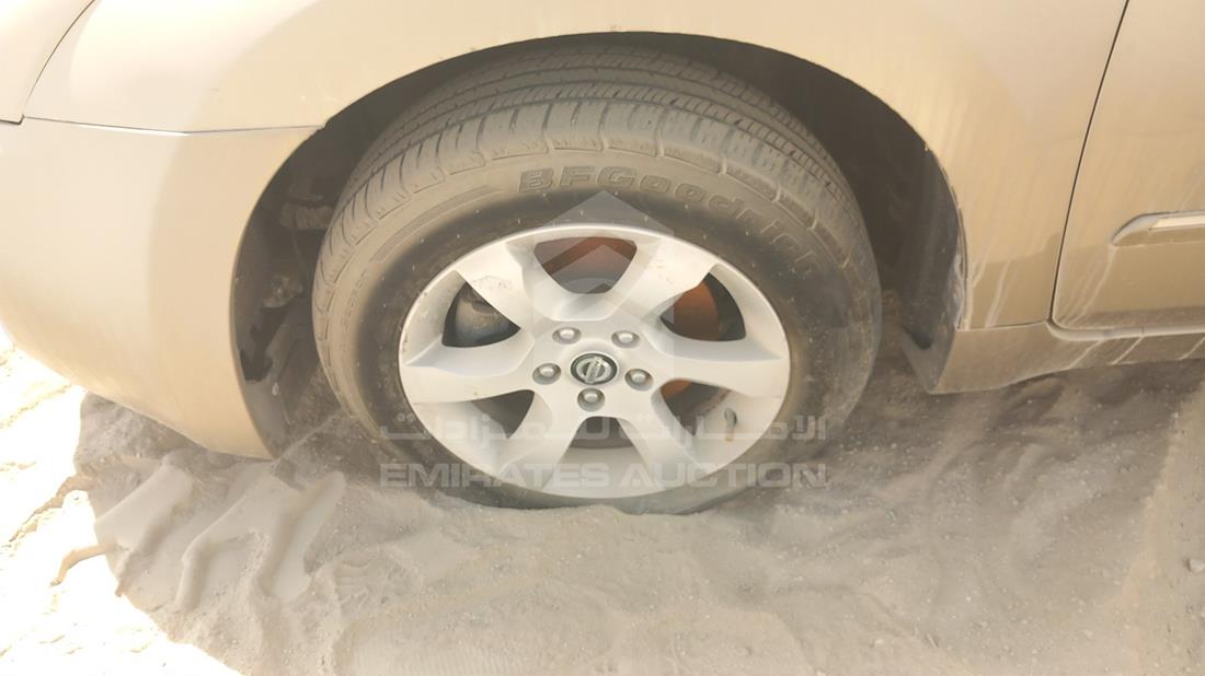 نيسان التيما 2008 — الإطار الأمامي الأيسر — صورة 32