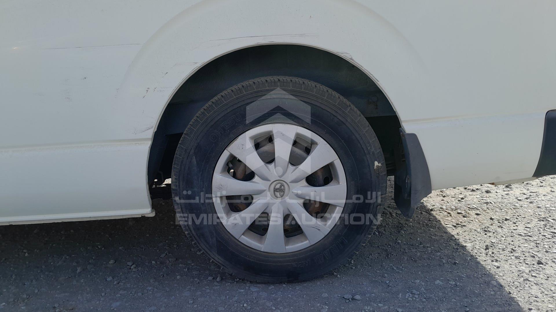 2011 TOYOTA HIACE VIN: JTGJX02P5B5022045