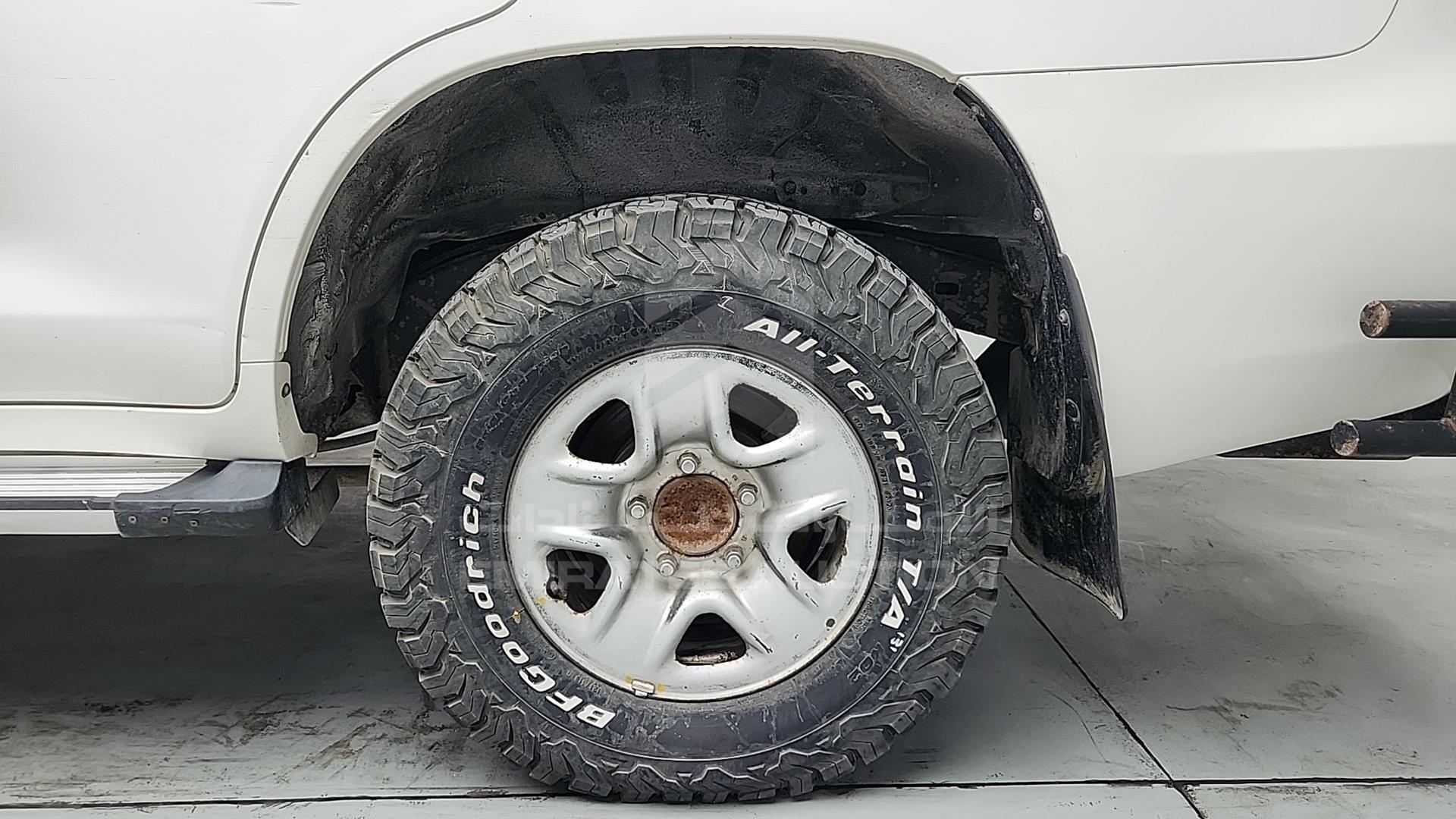 2014 TOYOTA LC 200 VIN: JTMHV09J904135065