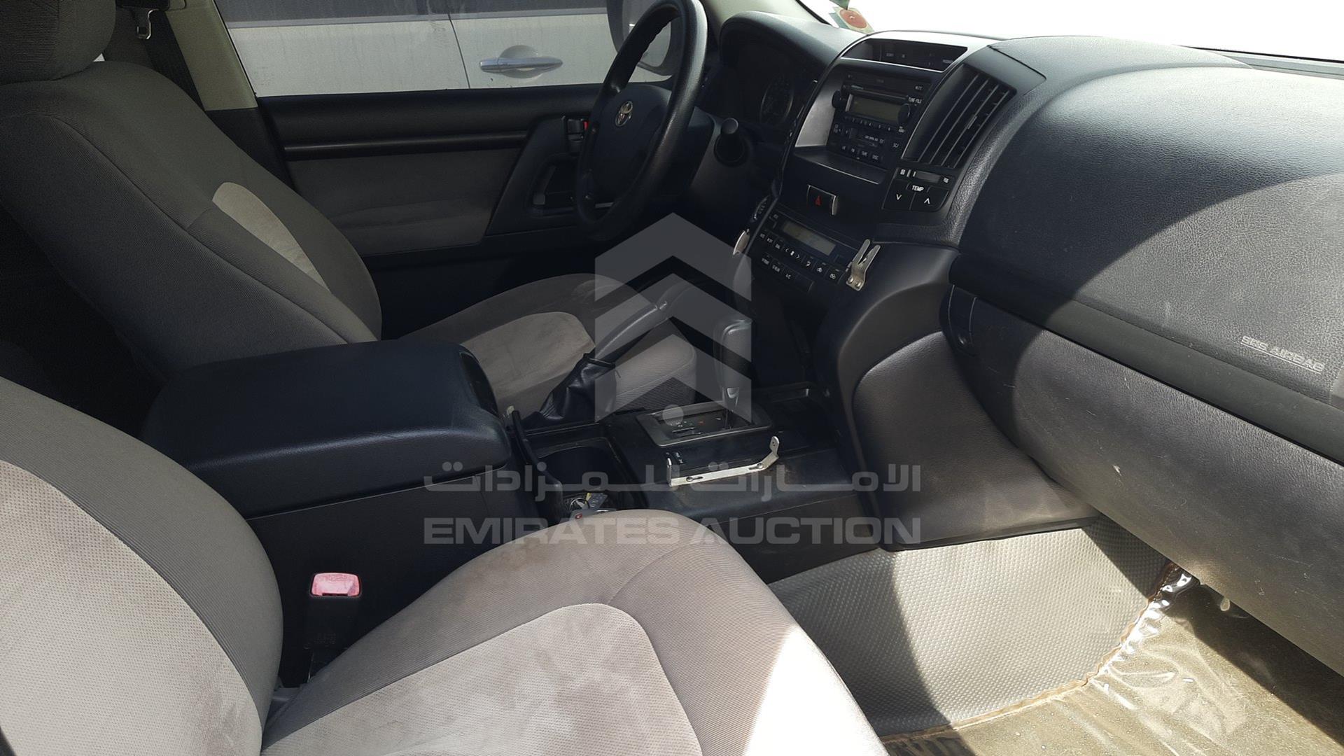 2011 TOYOTA LAND CRUISER VIN: JTMDU09J0B4034839