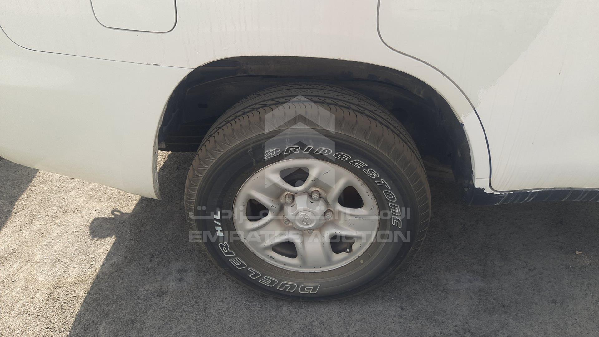 2012 TOYOTA LAND CRUISER VIN: JTMDU09J7C5057367