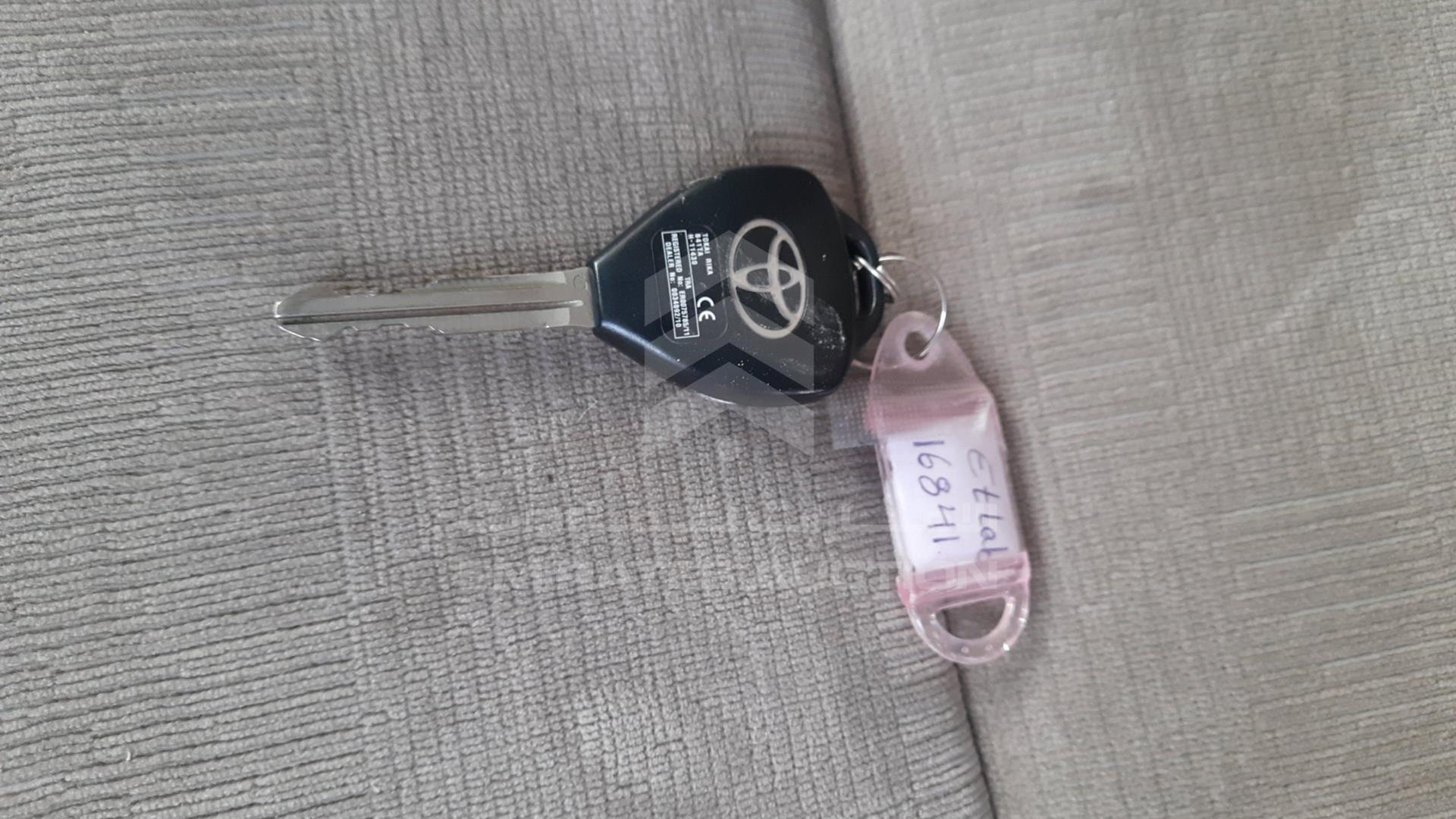 2014 TOYOTA FORTUNER VIN: MHFYU59G4E7034658